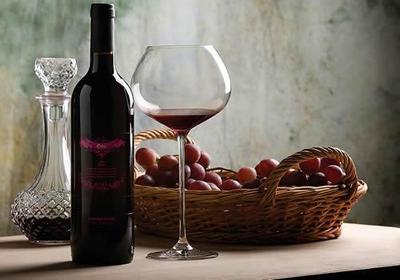 國(guó)產(chǎn)紅酒品鑒 品質(zhì)與味覺的盛宴——最好喝的國(guó)產(chǎn)紅酒排名